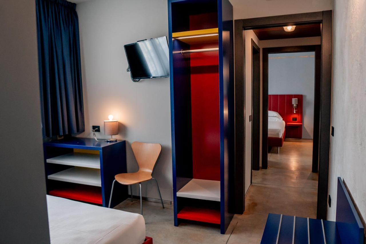K Modern Hotel Peschiera del Garda Exterior photo
