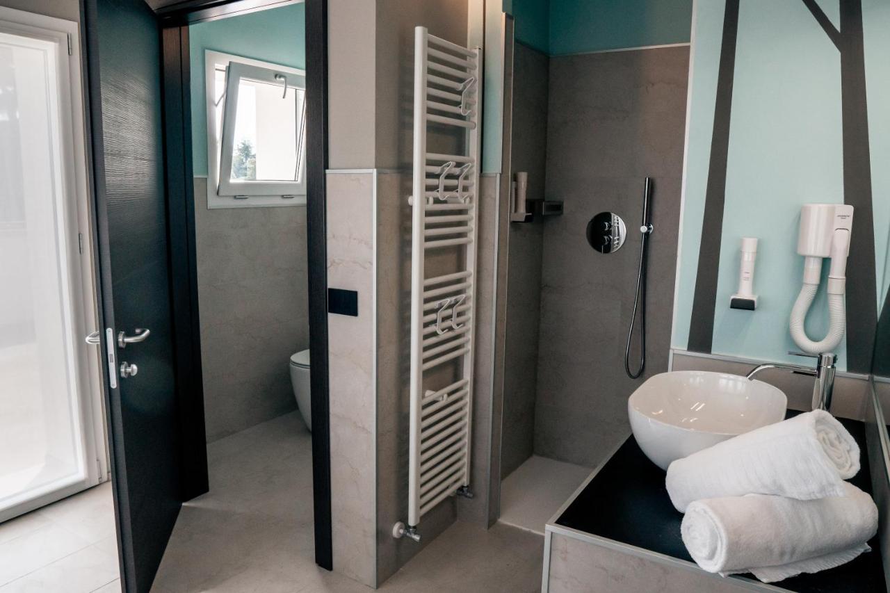 K Modern Hotel Peschiera del Garda Exterior photo