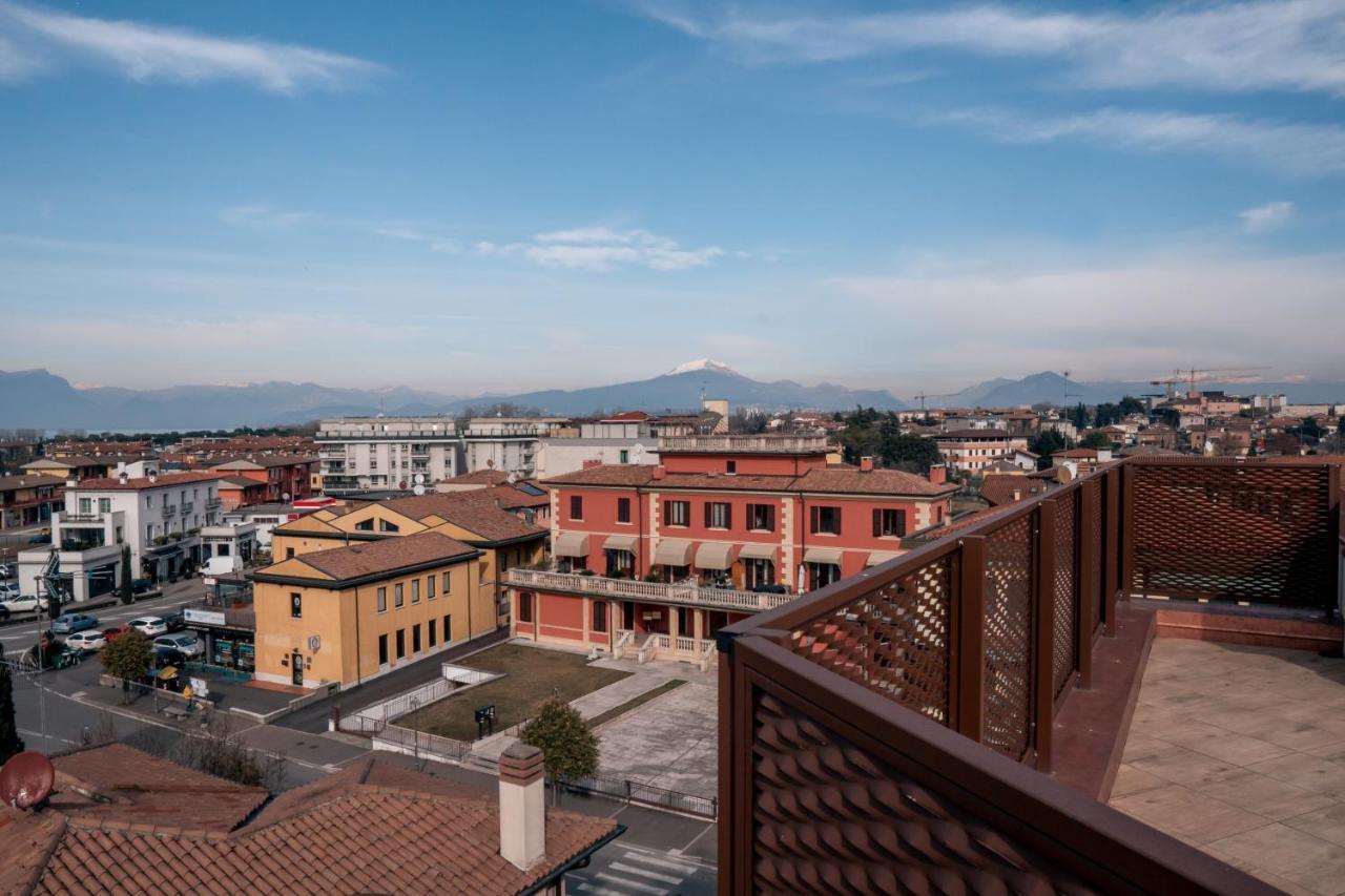 K Modern Hotel Peschiera del Garda Exterior photo